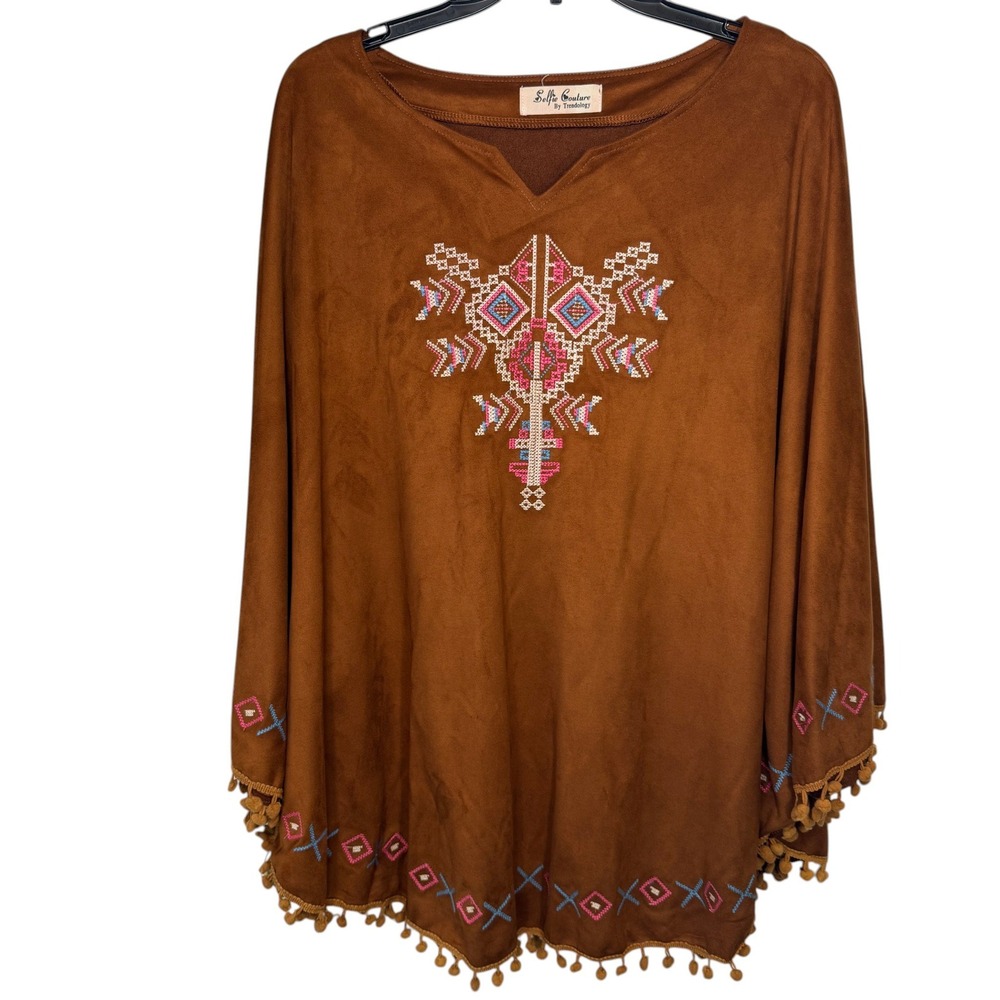 Selfie Couture Brown Faux Suede Embroidered Poncho Womens M L Pom Pom Top Hippie